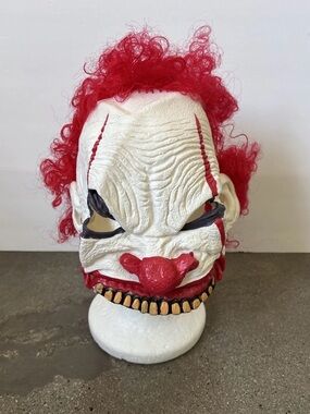 Red and White Scary Clown Mask - Unbranded Men Other Decor